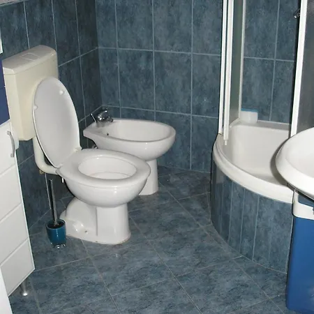 With A Parking Space Kastel Stafilic, - 11771 *